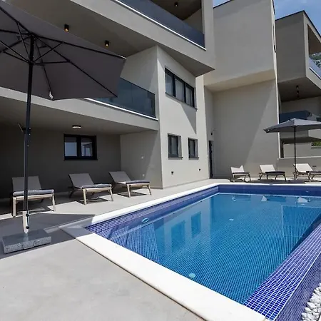 Villa New, Modern Ivano With Pool And Sea View Makarska